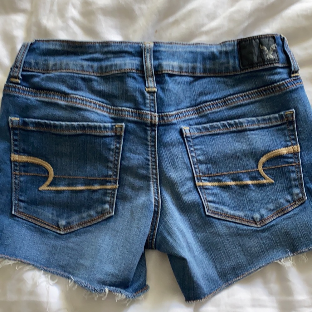 Denim short - Picture 3 of 3